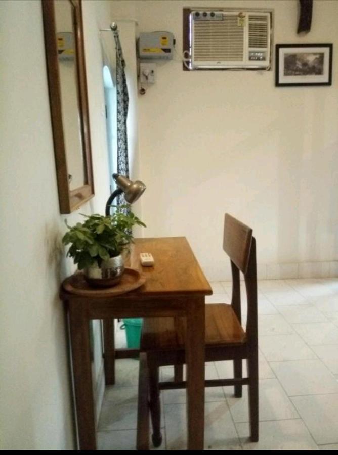Monalisa Hostel Varanasi Eksteriør bilde