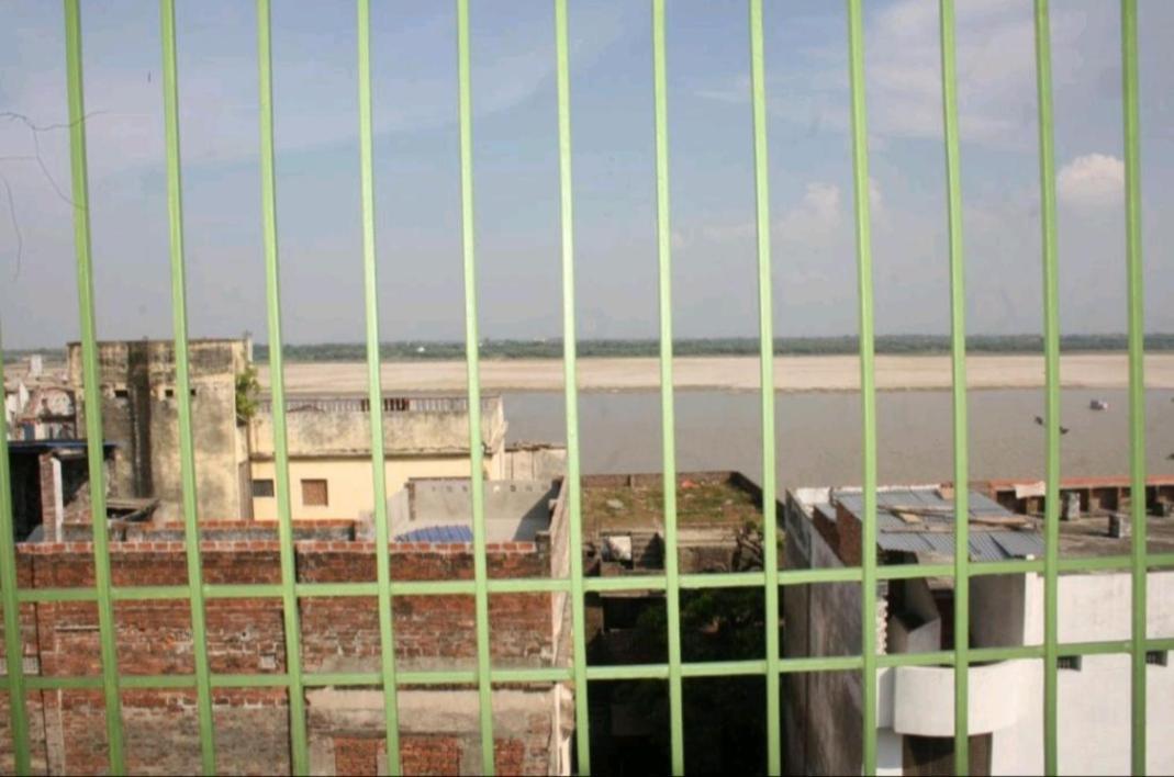 Monalisa Hostel Varanasi Eksteriør bilde