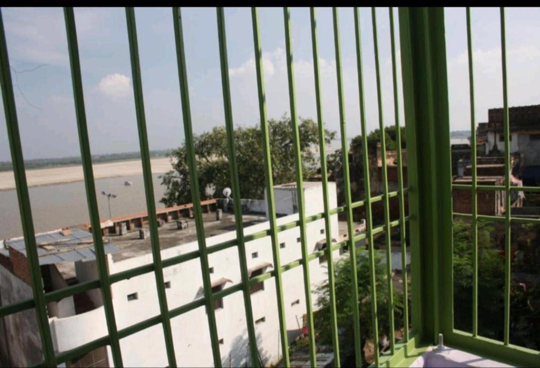Monalisa Hostel Varanasi Eksteriør bilde