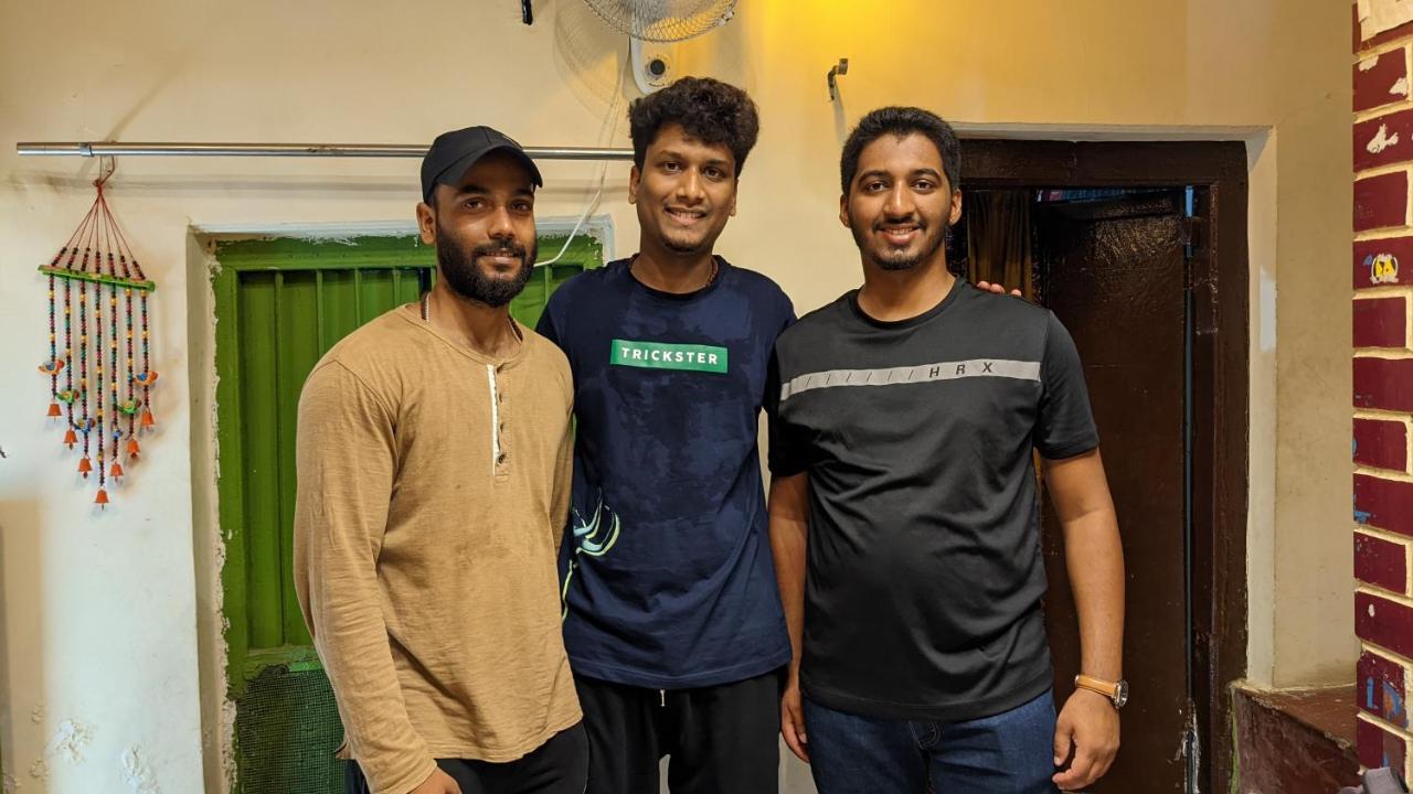 Monalisa Hostel Varanasi Eksteriør bilde